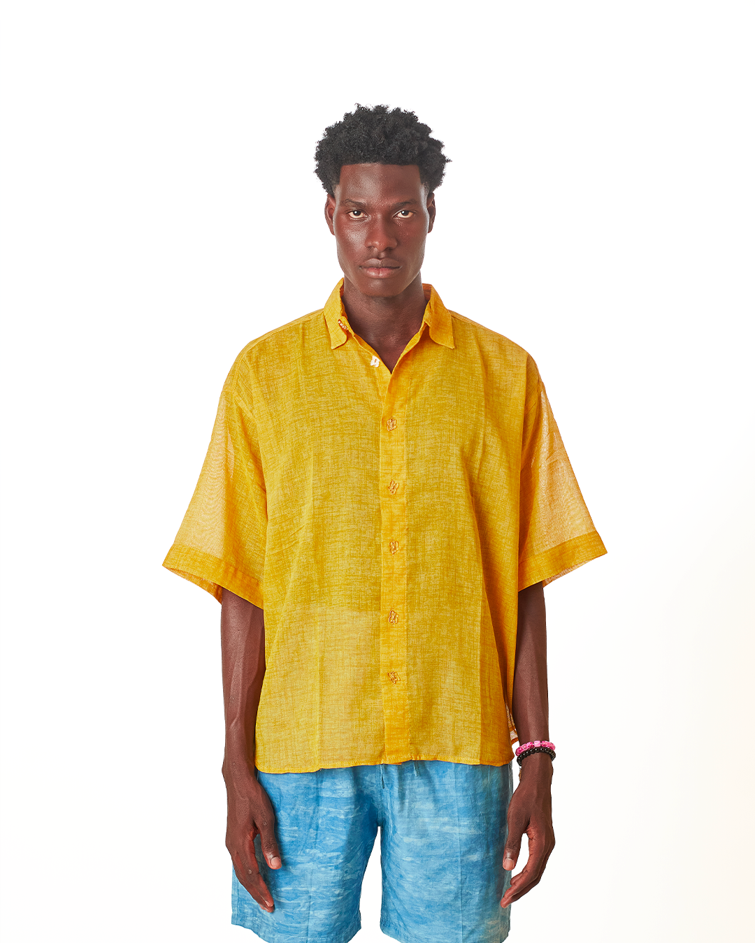 Yellow Short-Sleeve T-Shirt Plant-Dyed with Curcuma